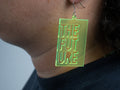Boucles d’oreille the future is female