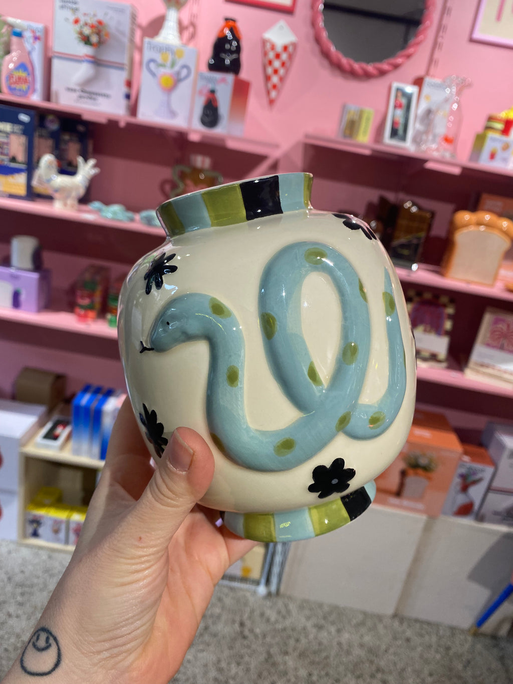 Vase serpent