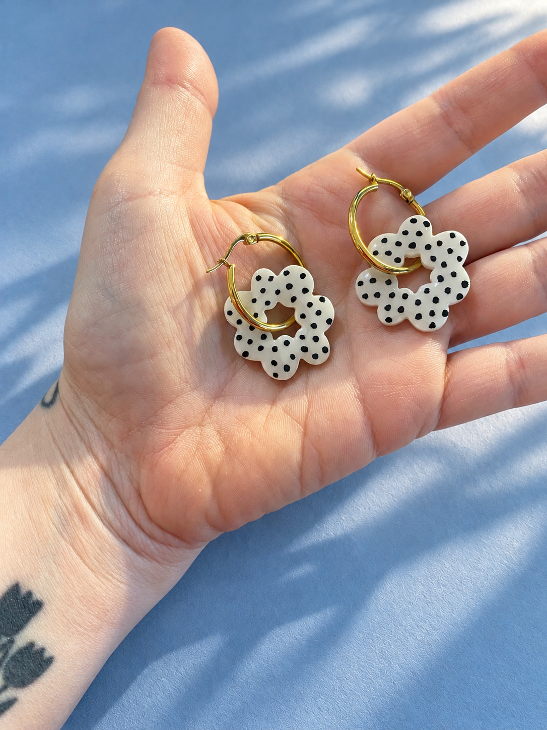 Boucles d’oreille fleur à pois